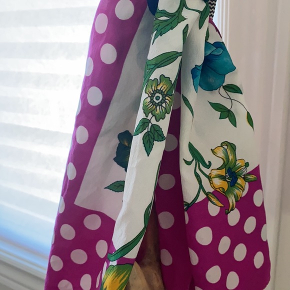 VINTAGE silk scarf - Picture 2 of 4